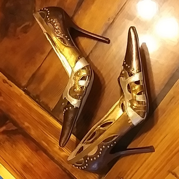 Bakers Cara 1566 Stilleto Bronze Gold studded pumps pointy toe 4 inch heels - Picture 7 of 12